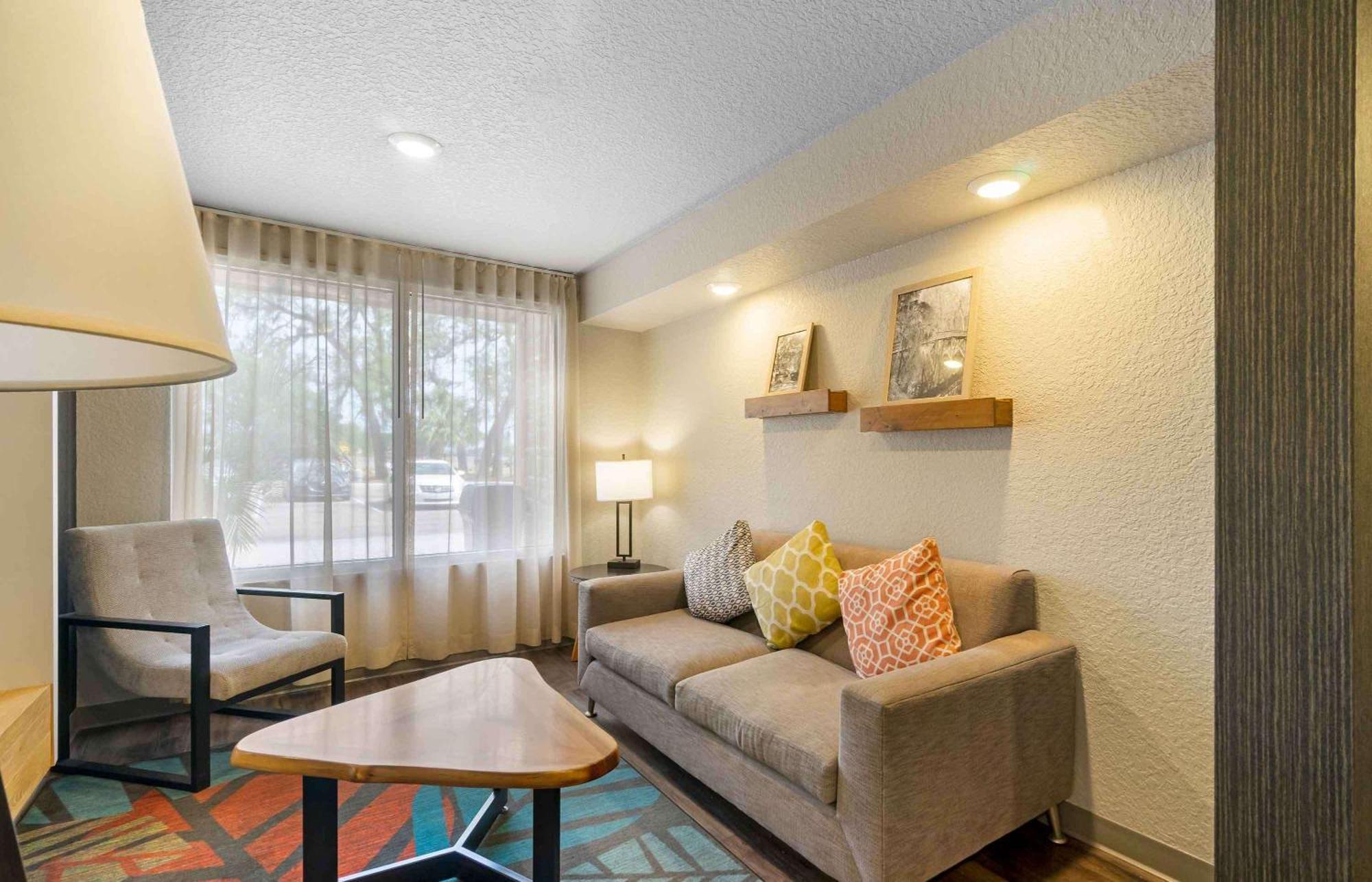 Extended Stay America Suites - Tampa - Northeast 外观 照片